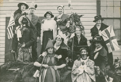 Photograph [Peace Day Celebrations, 1919]; [?]; 19.07.1919; 2010.738