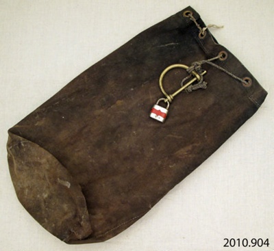 Bag, kit; [?]; c1949; 2010.904