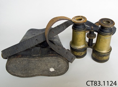 Binoculars; CT83.1124