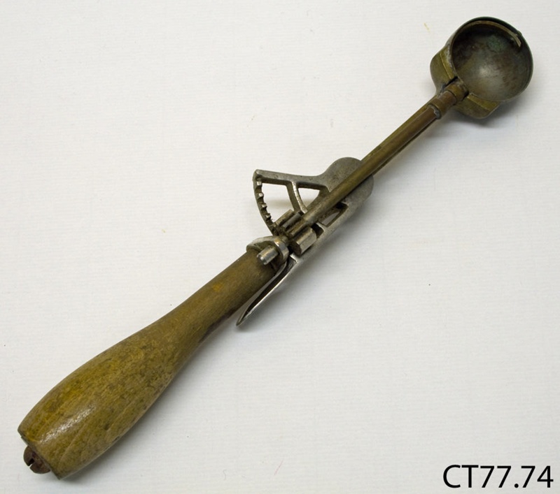 Scoop, ice cream; [?]; early 20th century; CT77.74 on NZ Museums