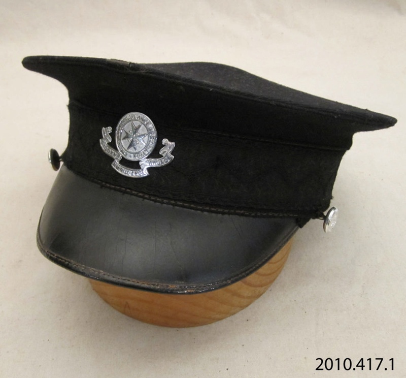 Genuine ST Johns Ambulance Service Black Wool Lined Beret With Badge All Sizes 