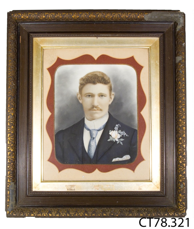 Photograph [Robert Fraser]; [?]; [?]; CT78.321 Owaka Museum and