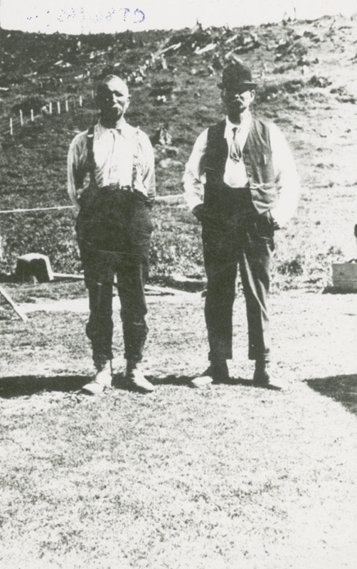 Photograph [Joseph Meek and John Meek]; [?]; c1917; CT84.1651b on NZ