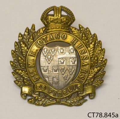 Badge, military; J R Gaunt & Son; c1914-1918; CT78.845a