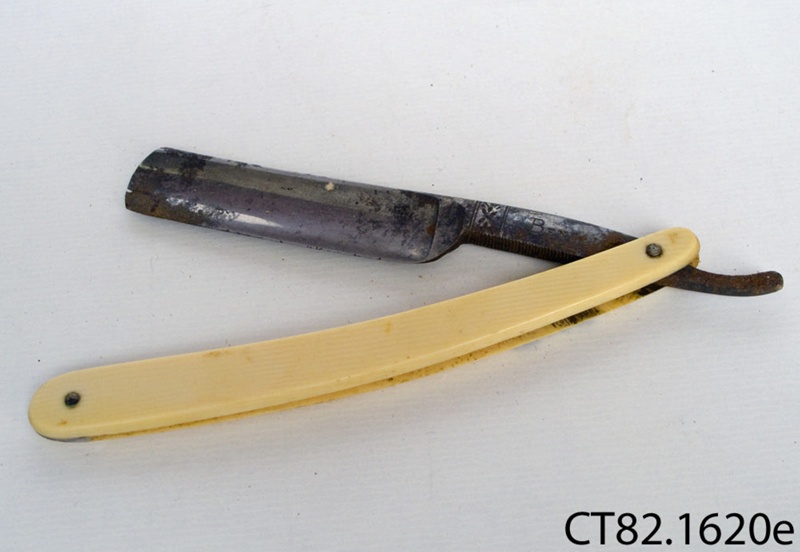 Razor, cut-throat; T R Cadman & Sons; CT82.1620e - Owaka Museum and ...