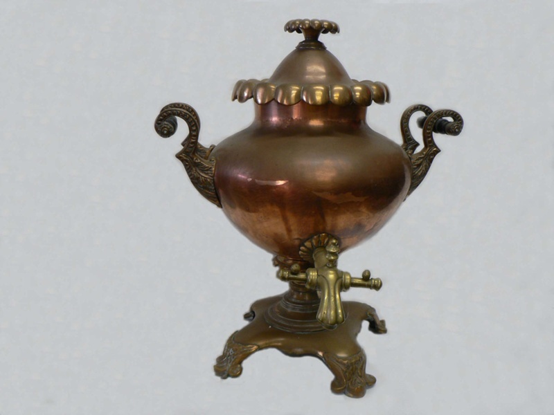 Antique Victorian Copper and Brass Tea Urn, 1850s