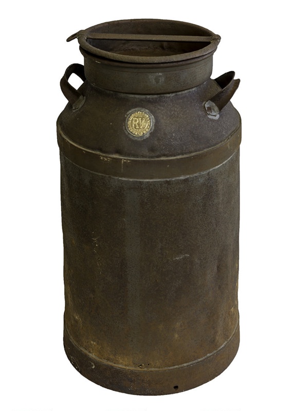 Cream Cans x3; 1821 on NZ Museums