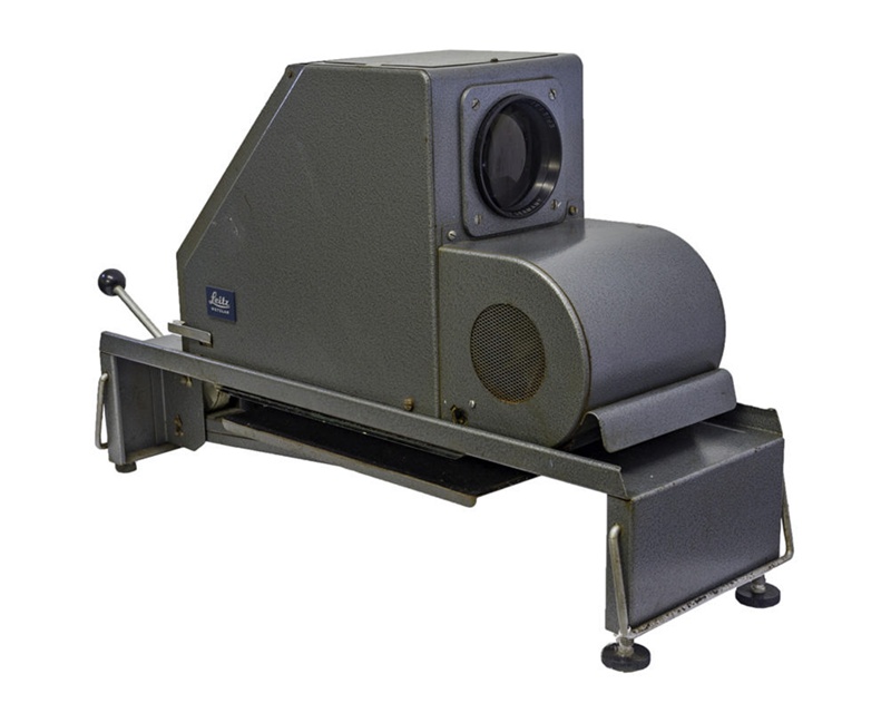 Projector or Episcope; 196 on NZ Museums