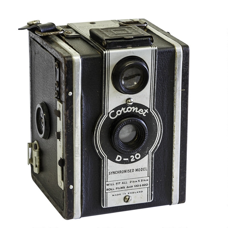 Camera " D20"; 797 on NZ Museums