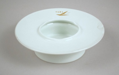 Ashtray [Teal]; Noritake (Japan, estab. 1904), Tasman Empire Airways Limited (New Zealand, estab. 1940, closed 1965); 2012.205