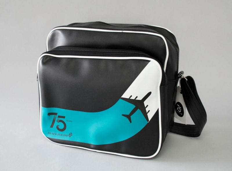 Airline Bag [Air New Zealand Retro Inflight Bag]; Air New Zealand