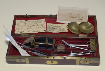 Medical box and instruments, 19th Century, B017d
