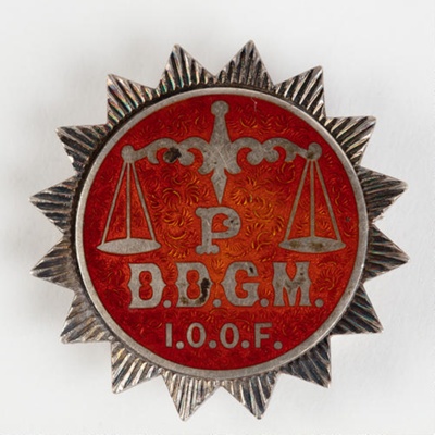Badge, Odd Fellows D.D.G.M; Unknown manufacturer; Unknown; WY.2013.8.15