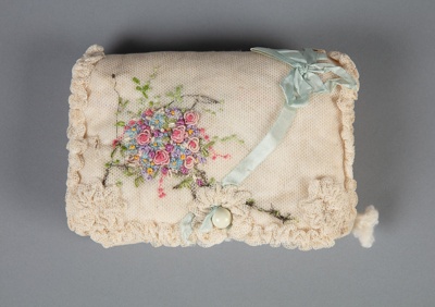 Baby Bottle Cover, Handmade; Unknown maker; 1920-1930; WY.0000.158