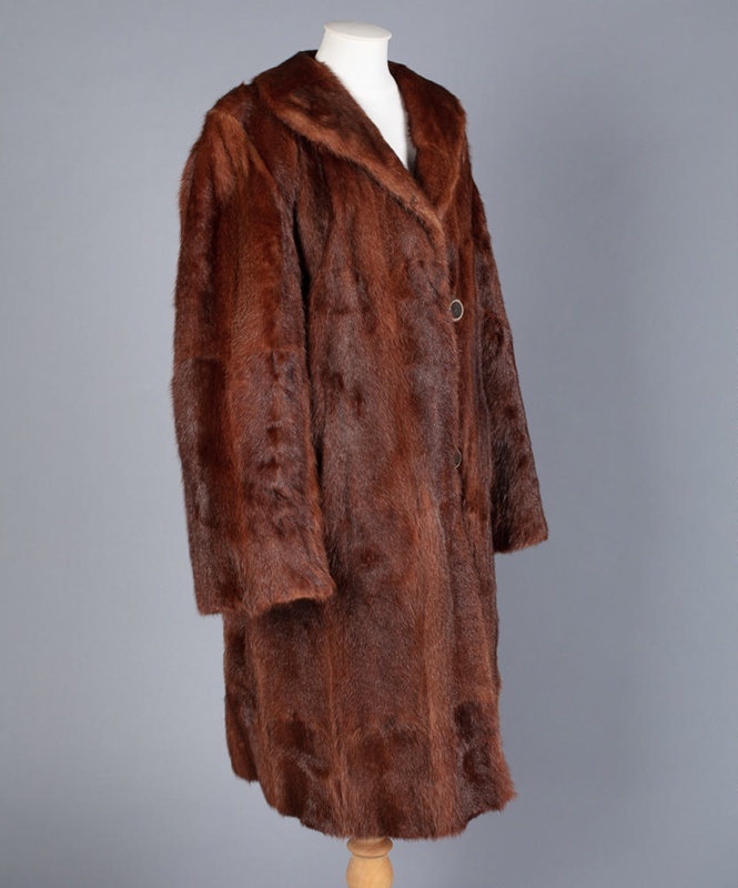 Fur Coat Dyed Musquash Frank Gross 1930 1940 WY.2009.26.1 eHive