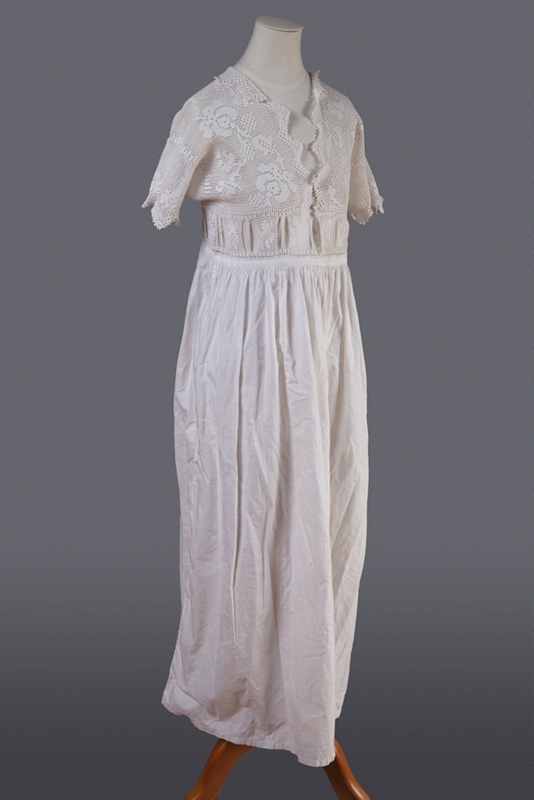 Nightdress, Crocheted Bodice; Unknown Maker; 1900-1910; Wy.2007.3 