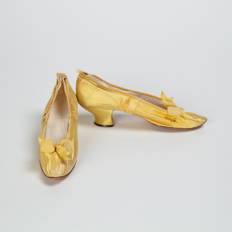 Shoes, Yellow Satin; The London Shoe Company Ltd; 1910-1920; .5 |  eHive