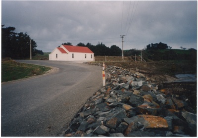 Photograph, Mataura Island Hall; Unknown photographer; 1980-1990; WY.0000.1435