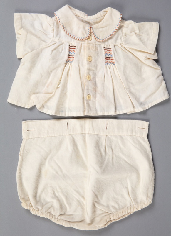 Romper suit, Baby's Smocked; Hall, May; 1940-1950; WY.2004.78.1 | eHive