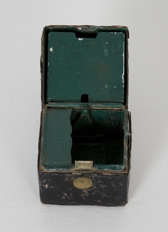 Matchbox; 19th 20th Century; 1964/61/2 on NZ Museums