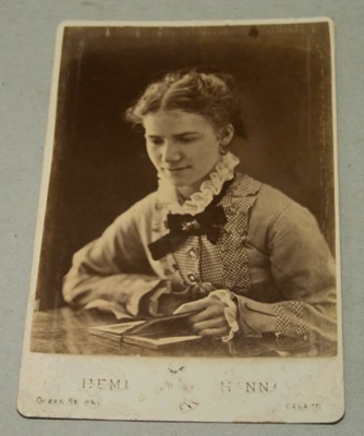 Cabinet Photograph [Ethel Jane Black nee Kemp]; Hemus & Hanna; Early 20th century; XKH.3561.1