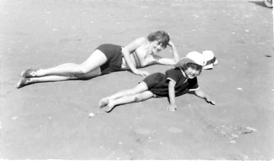 Waitarere Beach; Adkin, Leslie; 1931; A.006805