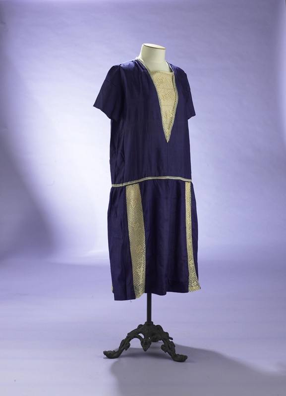 1920s shift dress