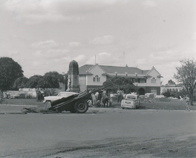 Car accident in Jubilee Gardens in Cambridge, 1964