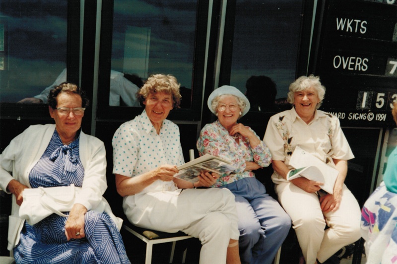 Photograph of the Silver Ferns Club reunion in Wellington, January 1994