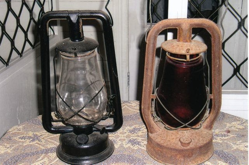 Railway Lanterns; Landora, Australia; KJ127 eHive