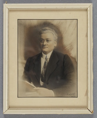 Framed photograph, Helen Hunt; Clayton of Gore; 1915-1930; RI.FW2021.401