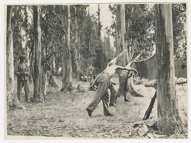 Grenade throwing 1941.
