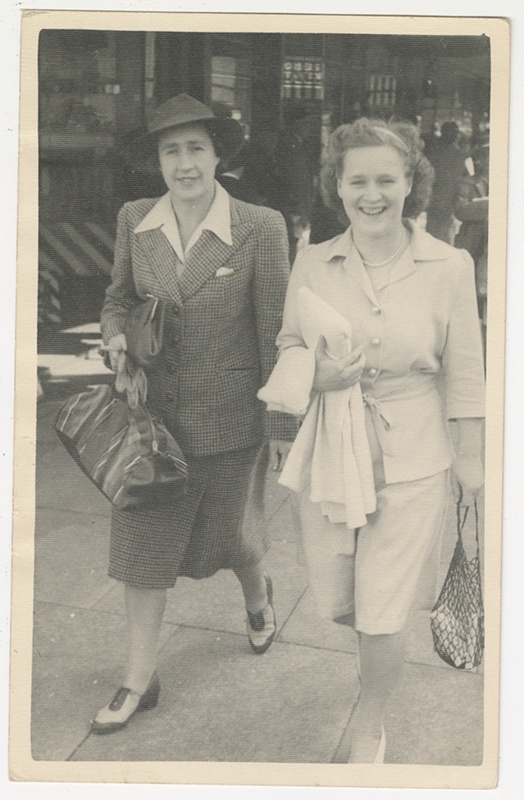 Photograph, Dorothy McNaughton and Joan Lang; Unknown photographer ...