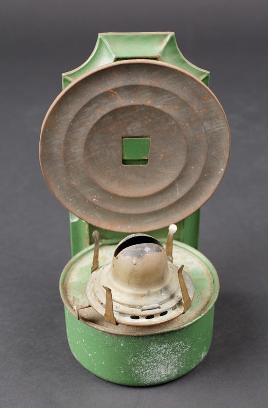 Lamp, Kerosene, With reflector
