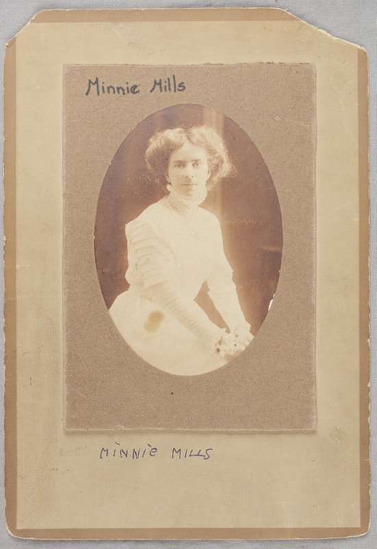 Photograph, Minnie Mills; Unknown photographer; 19101920; RI.P66.93.