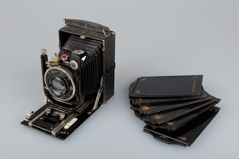 Zeiss Ikon IKONTA 520/2 avec étui en cuir 1930 - Catawiki