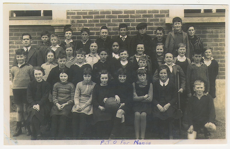 Photograph, A Riverton District High School Class 1938-1939 ?