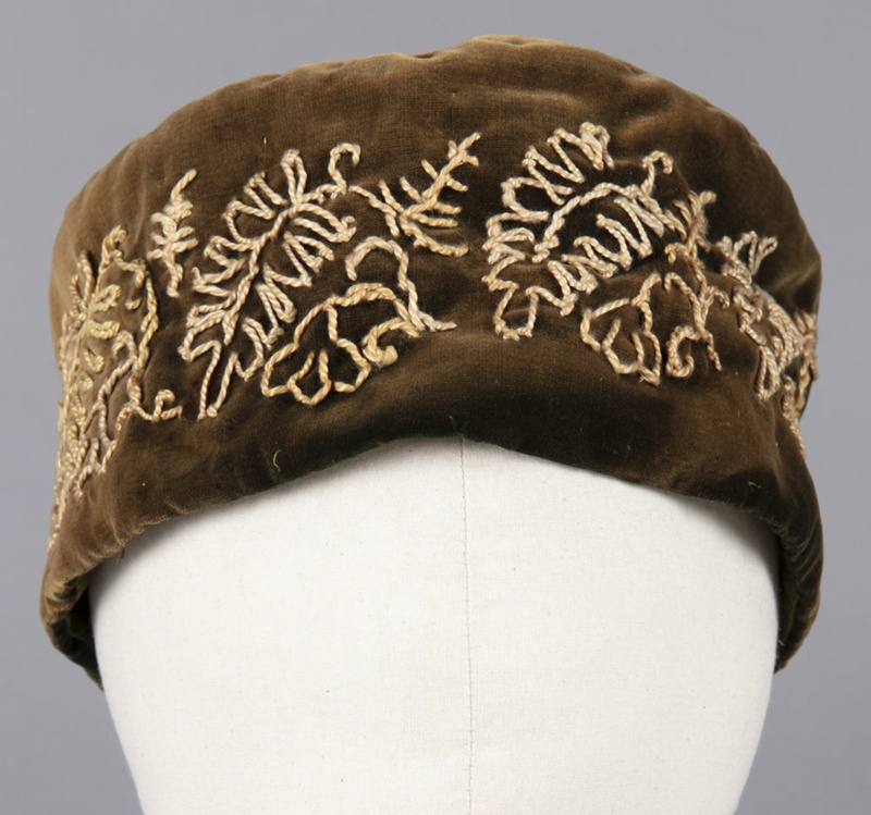 Hat, Smoking cap; Unknown maker; 18501900; RI.CL98.153 eHive