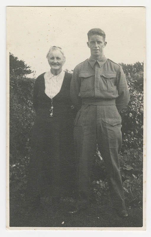 Photograph, Alf and Janet Saunders