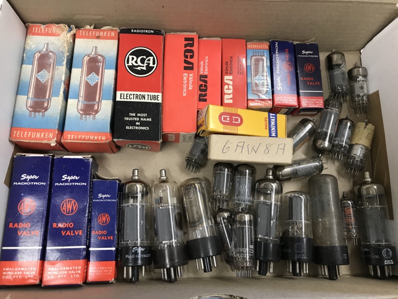 Radio Valves, assorted; 2021.116.01 .1 .34 on NZ Museums