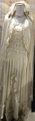 Gown, Wedding; unknown; 1870s; 0303025