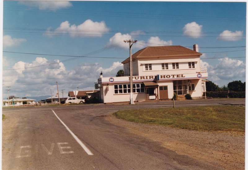 Photograph, Puriri Hotel