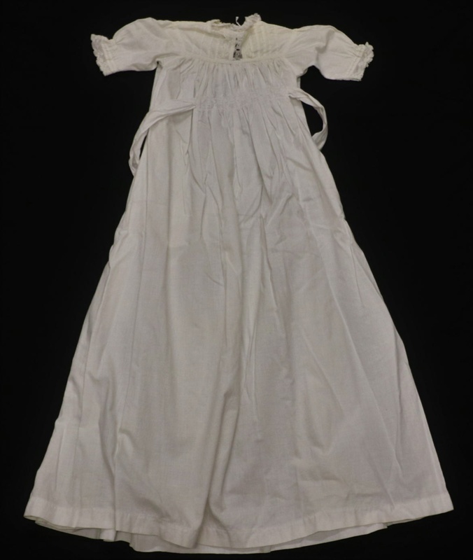 Child's Nightgown; 2003/40 on NZ Museums