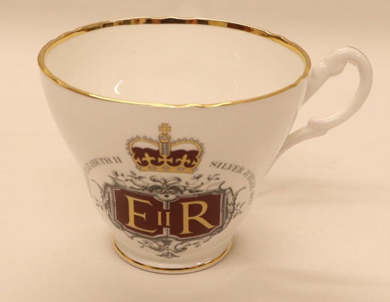 Teacup Queen Elizabeth II Silver Jubilee 1977; Springfield; 1977