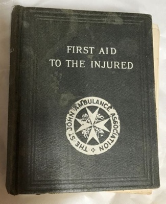 Book. First Aid to the Injured; St John Ambulance Association; 2021.274 ...
