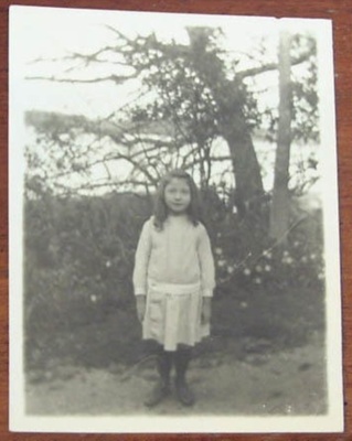 Photograph [Mary Flood]; c. 1900-1910; XCH.1557