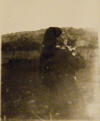 Photograph [Margaret Flood]; c. 1900-1910; XCH.1569