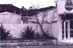 Photo: Te Maiki Takeaways, west wall, 1998; 98/911/4