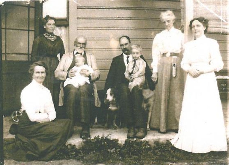 Livingston family; PH2012.0047 eHive