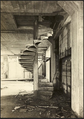 Photograph: Construction of staircase at Princes Wharf, 1924.; Auckland Harbour Board. Engineer's Dept.; 2010.132.66